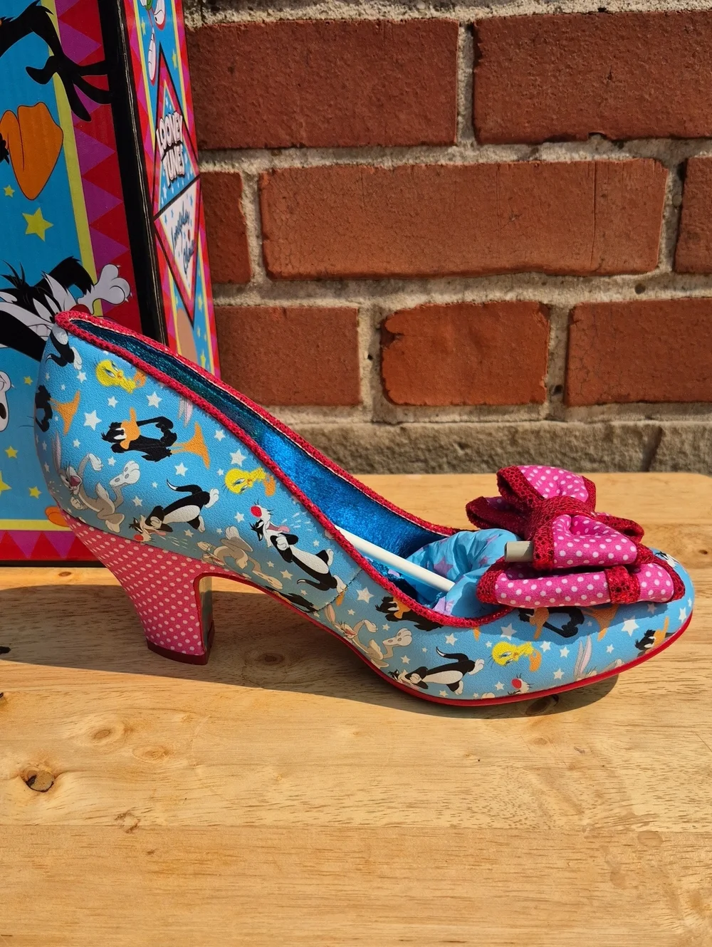 Irregular Choice Looney Tunes Ban Joe Tunes Size 40 Heel - New